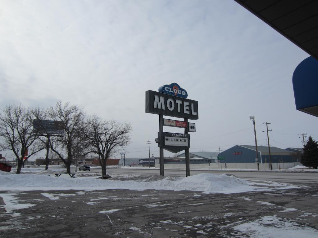 Cloud 9 Motel Sioux Falls Buitenkant foto