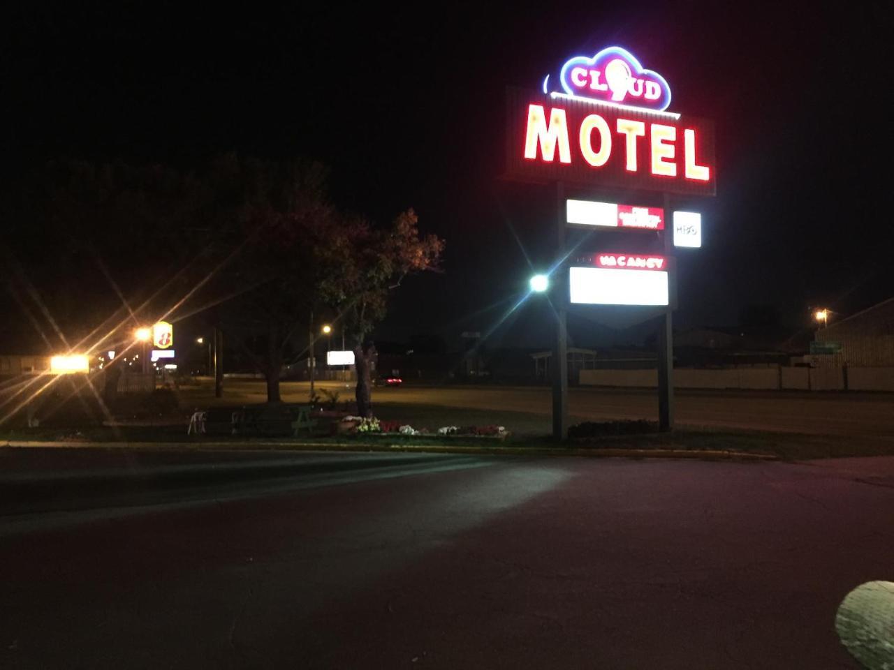 Cloud 9 Motel Sioux Falls Buitenkant foto